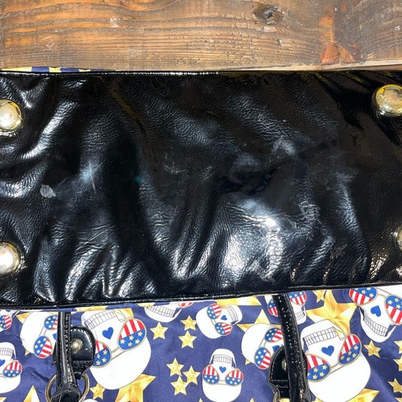 Betsey Johnson Large Satchel Bag Zip Skulls W/ American Sunglasses 25"X16" Blue - Picture 5 of 5